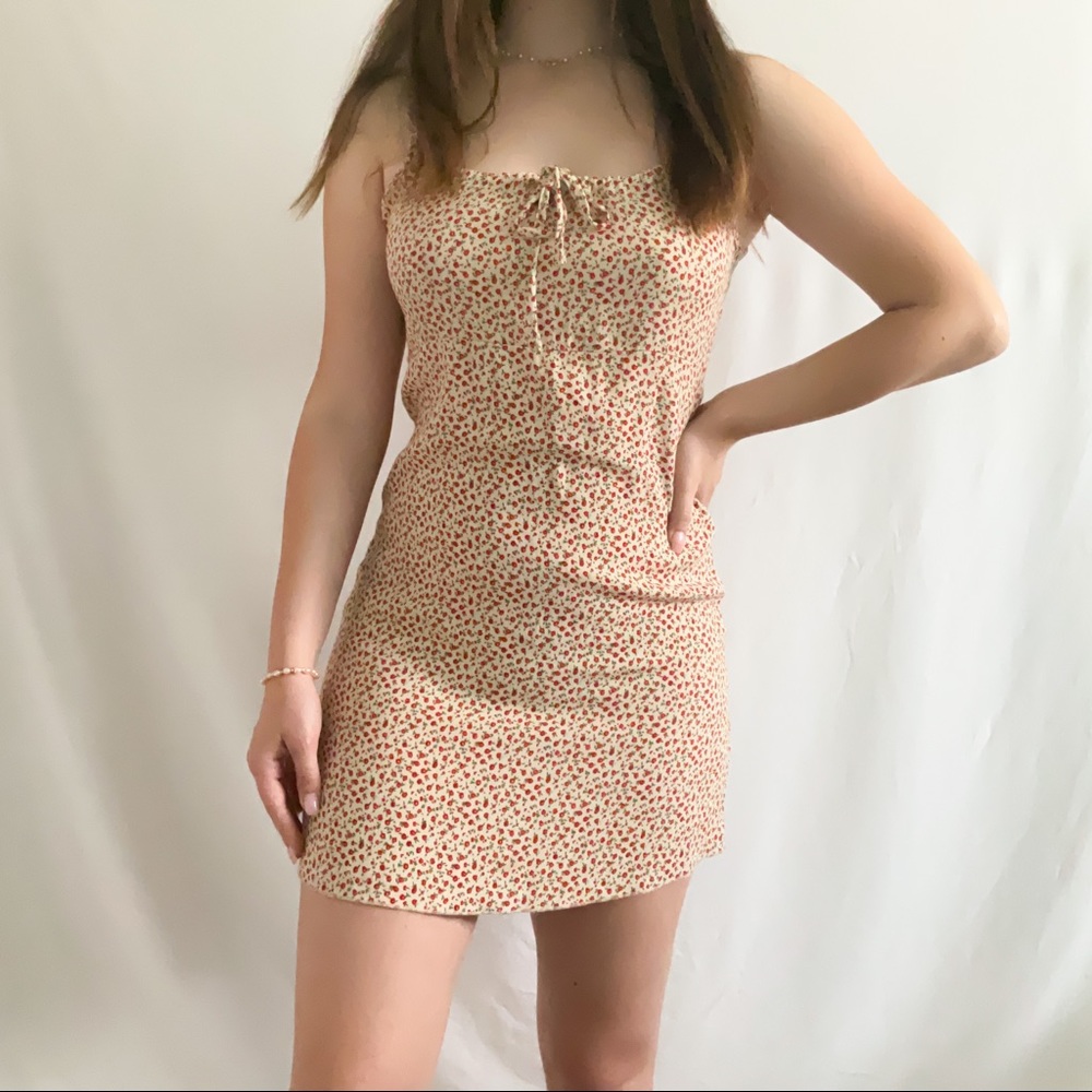 Brandy Melville Cream Floral Tie Front Dress